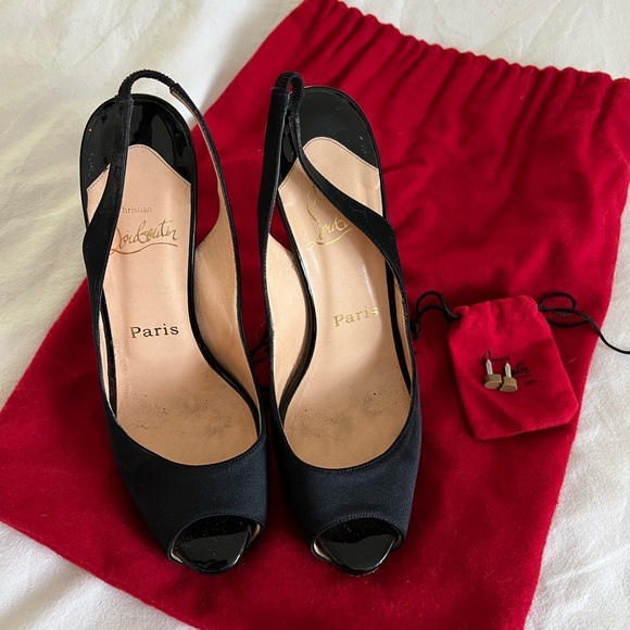 Christian Louboutin black heels - Picture 9 of 10